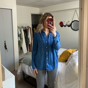 Levi’s denim button up shirt